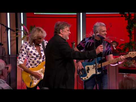 Het Goede Doel Revival - Nooduitgang Ft. Henk Westbroek | De Oranjezondag