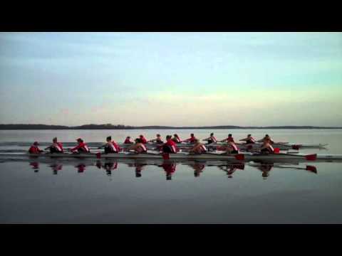 Women's openweight rowers practice
