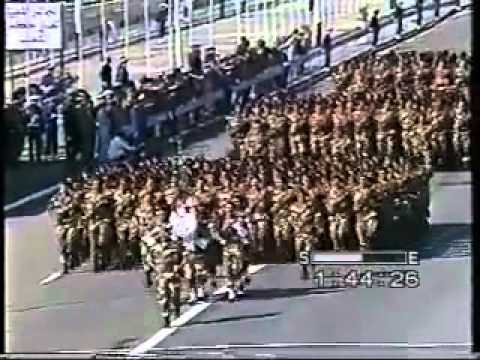 اقوى عرض عسكري للصاعقة الجزائرية لسنة 1984 forces spéciales algeriennes