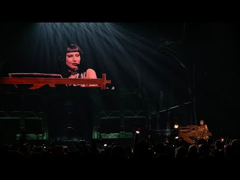 Dance In The Dark - Lady Gaga