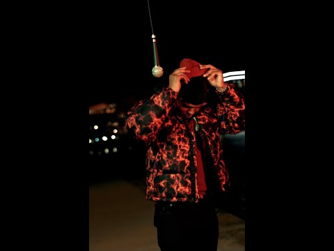 LUCKY LOOTZ - "SO COLD" (OFFICIAL MIC PERFORMANCE VIDEO)