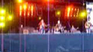 Crosby, Stills &amp; Nash - Feed the People