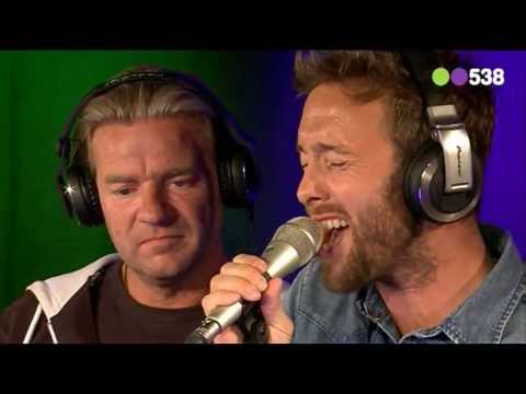 Charly Luske ft. Ali B & Brownie Dutch - Blurred Lines | Live bij Evers Staat Op