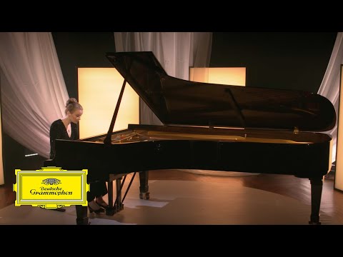 Elisabeth Brauß – Brahms: 4 Piano Pieces Op. 119 No-. 3 in C Major Intermezzo Grazioso e giocoso