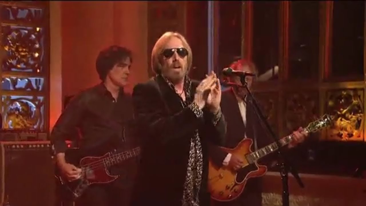 Tom Petty and the Heartbreakers - I Should Have Known It - Live (2010) - YouTube