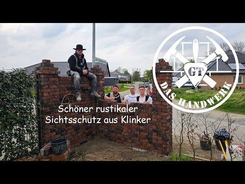 Garden wall | We build a rustic privacy screen