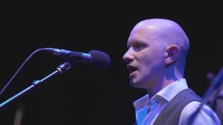 Simon &amp; Garfunkel by Bookends - The Dangling Conversation (Live In Concert)