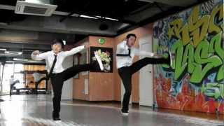 Chris Brown Turn Up The Music　"CHRIS BROWN"×beats by dr dre   KEN & YOU TEE  brother