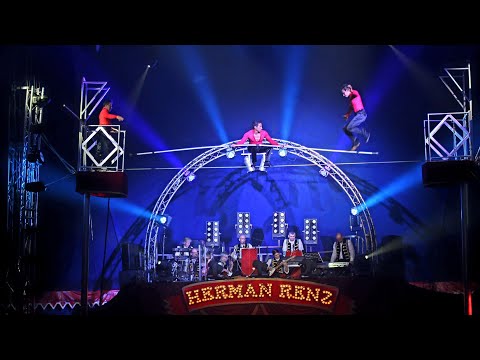 Circus Herman Renz 🇳🇱 Trio Camadi-High Wire ACT!
