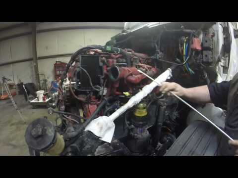 ISX Engine re build PT13 Head removal Prep 01 by Rawze