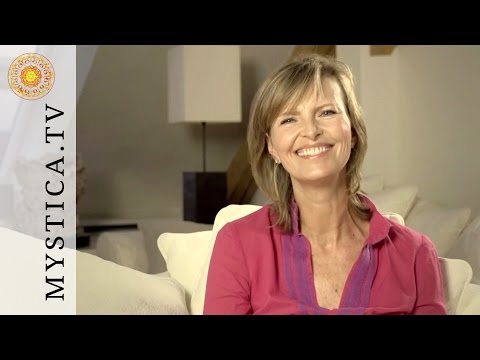 Consciousness with Sabrina Fox: How we make friends with fear | MYSTICA.TV