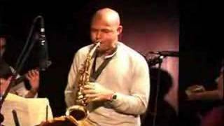 Chacarrichard by Los Guachos (NYC, 2000)