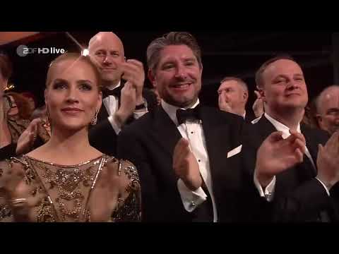 Joe Cocker & Jennifer Warnes - live Up Where We Belong  2013 HD 😍🗯️