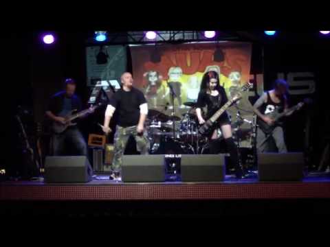 MUMS - Footsteps (Live @ Farozon, 2016)