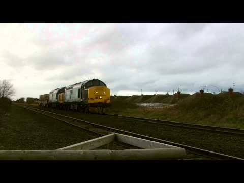 Prestatyn 9.12.2014 - DRS 37425 Concrete Bob & 37612 on Valley flasks