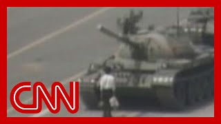 1989 Raw Video: Man vs. Chinese tank Tiananmen square