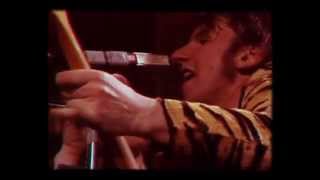 Hurriganes Roadrunner 1974  (Music Video)