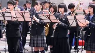 Japanese School Students playing kimino na wa songs.