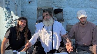 הרב שלום סבג✨מה עדיף לפתור הכל בהתבודדות או חייב לשתף חברים?-כ׳׳ט באדר ה׳תשפ״ו דן בן יעקב🇮🇱 (הרב שלום סבג) - התמונה מוצגת ישירות מתוך אתר האינטרנט יוטיוב. זכויות היוצרים בתמונה שייכות ליוצרה. קישור קרדיט למקור התוכן נמצא בתוך דף הסרטון