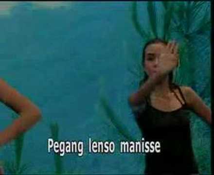 Waktu hujan sore sore (rain in the afternoon) (Ambon song)