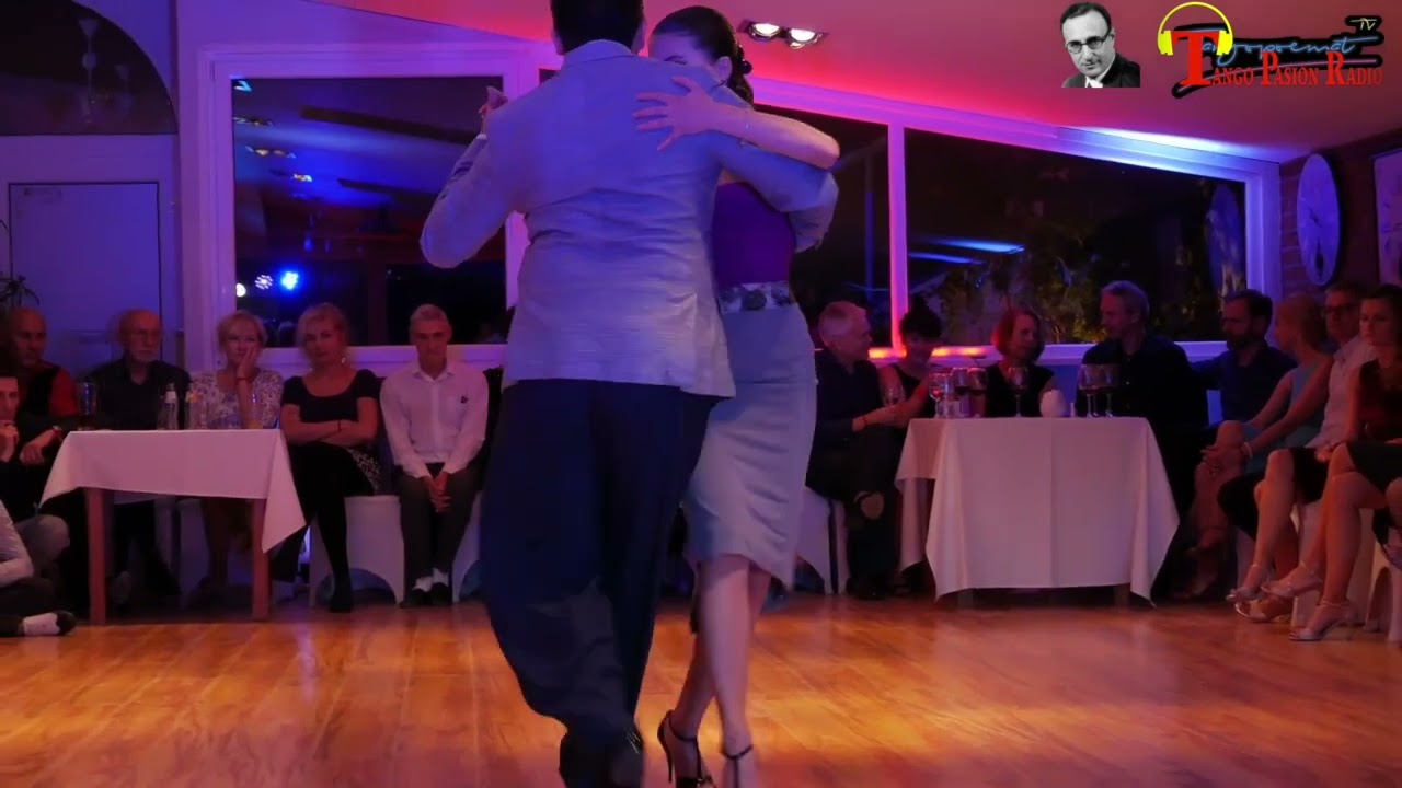 EL DISTINGUIDO CIUDADANO Edgardo Donato Ballano: Julio Saavedra - Tekla Gogrichiani