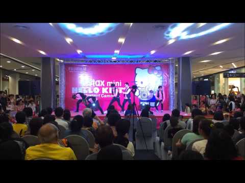 Bomber man@Instax Mini Hello Kitty