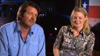 Bruce Robison & Kelly Willis Perform "Departing Louisiana" on The Texas Music Scene TV