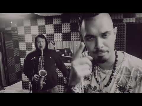 Pure Negga - Quien Menos Esperas ((  Xavier Beatz X Martí Kosmos ))