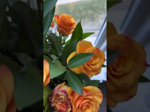 “Don’t hurry, don’t worry. And be sure to smell the flowers along the way.” -Walter Hagen  #flowers