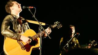 Secondhand Serenade - World Turns (Change is coming my way but i still feel the same)