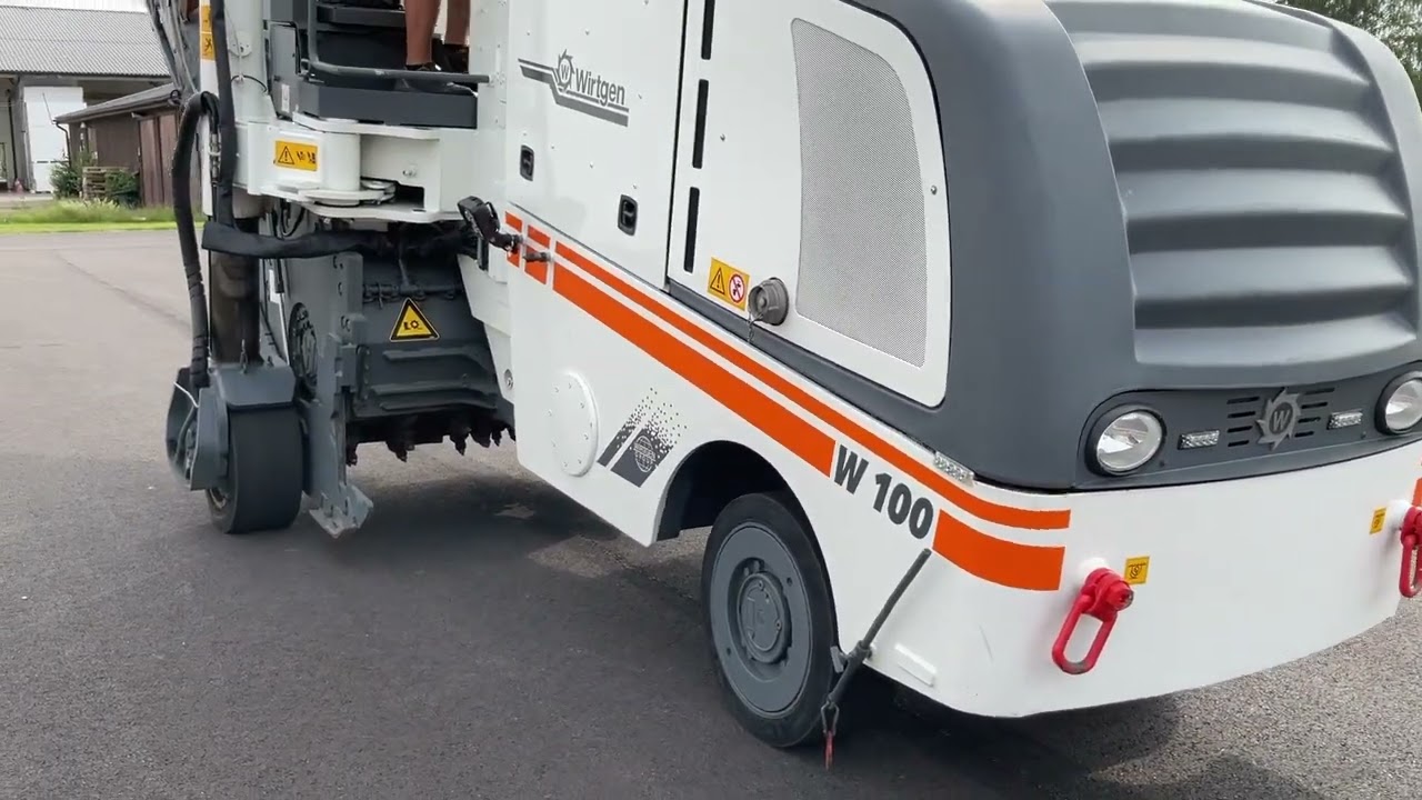 asfaltsfr-s-wirtgen-w100-s-ffle-klaravik-auktioner
