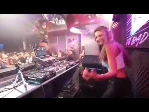 DJ Bad Ash opens for Snoop Dogg (Snoopadellic) at Heat Nightclub