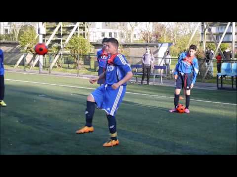 Supersoccerball op bezoek bij United DAVO B1