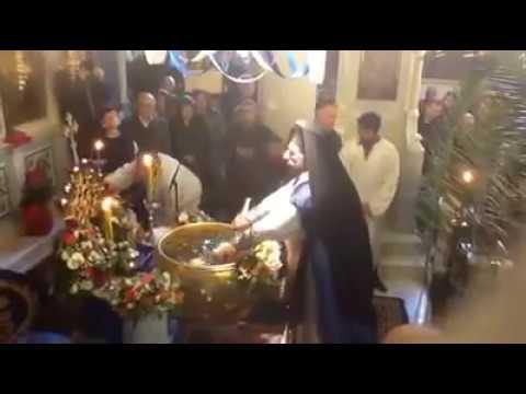 Orthodox Priest Throwing Holy Water - كاهن أرثوذكسي يرش الماء المقدس