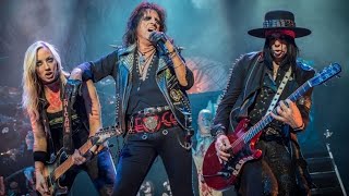 Alice Cooper - Woman Of Mass Distraction (Live) (07-12-2017 Paris, France)