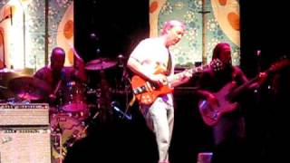 The Derek Trucks Band - Guitar Solo - Freddie&#39;s Dead - 10/31/09