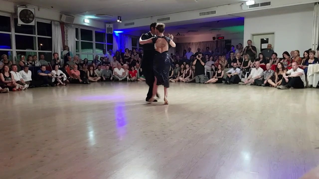 Magdalena Gutierrez & Germán Ballejo. 1/5 - La Cachila, Carlos Di Sarli.