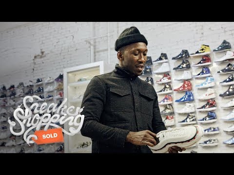 Mahershala Ali Goes Sneaker Shopping With Complex