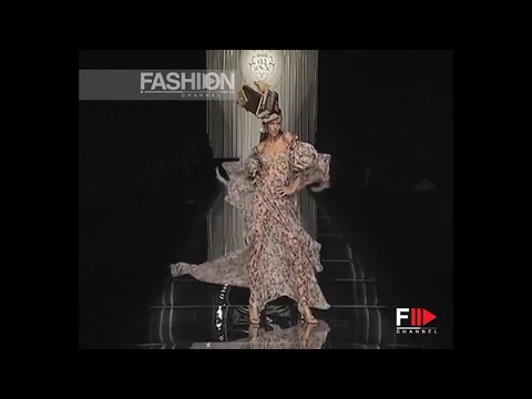 Antonio Berardi spring-summer 2005 OFFICIAL AND ORIGINAL VIDEO