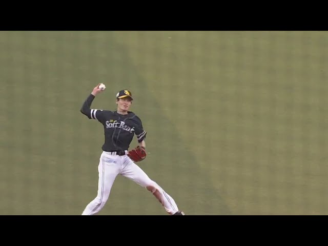 【5回裏】今度は守備で魅せる!! ホークス・周東の華麗なジャンピングスロー!! 2020/9/26 M-H