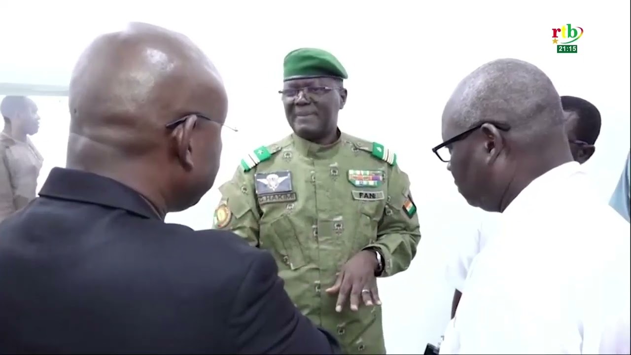 AES Actualités : Le ministre de la Santé visite l’hôpital national Amirou Boubacar Diallo de Niamey