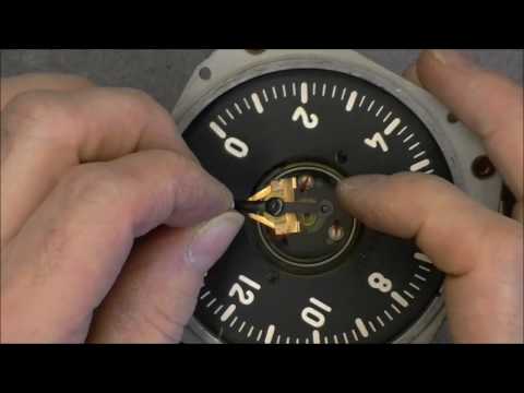 Soviet encoding altimeter teardown