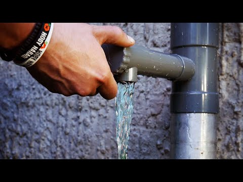 Устройство для сбора дождевой воды с крыши в бочку, для трубы d=80 мм (ПВХ, металл), водосборник дождевой воды - фото 1 - id-p1731887494