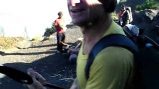 preview picture of video 'Rinjani Oct 2009 Part 5'