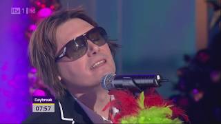 Manic Street Preachers - Interview &amp; Some Kind Of Nothingness (Daybreak, ITV HD, 08.12.10