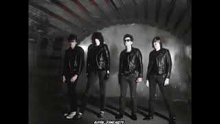 Ramones - Daytime Dilemma (Dangers of Love)