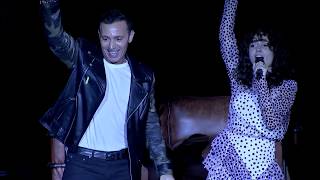 Zeynep Bastık ve Mustafa Sandal Jest Oldu ile Harbiye&#39;de