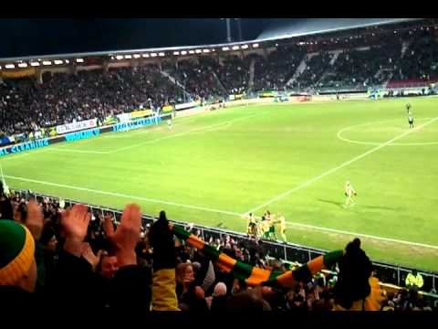 ADO Den Haag de 3e goal wordt gevierd tegen NEC