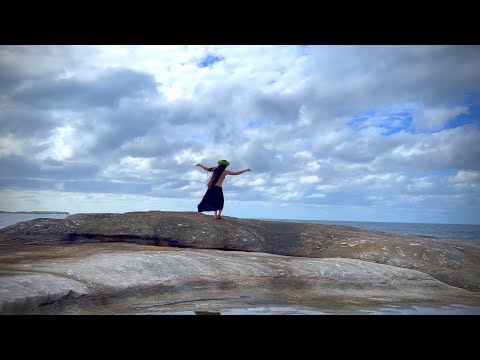 Te Kuki Airani by Samson Squad Music Video Cover
