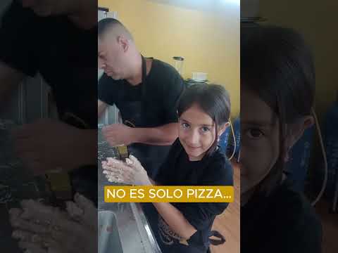 Así comienza una gran pizza #pizza #pizzaartesanal #pizzalovers #lazzaroni #sanantonio #rionegro
